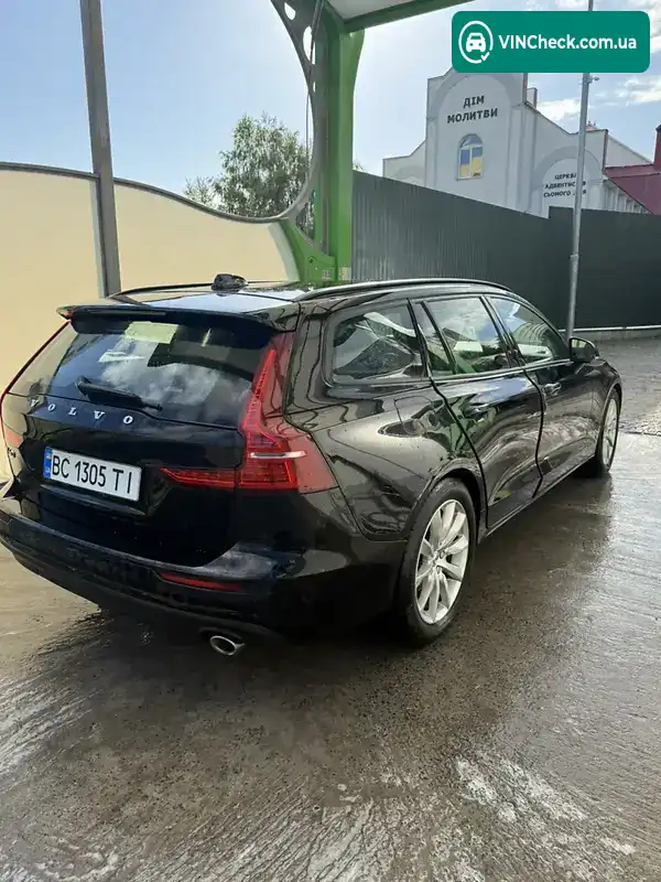 Volvo V60 2019, фото з оголошення 2 з 9, VIN YV1ZW72VDK2327741