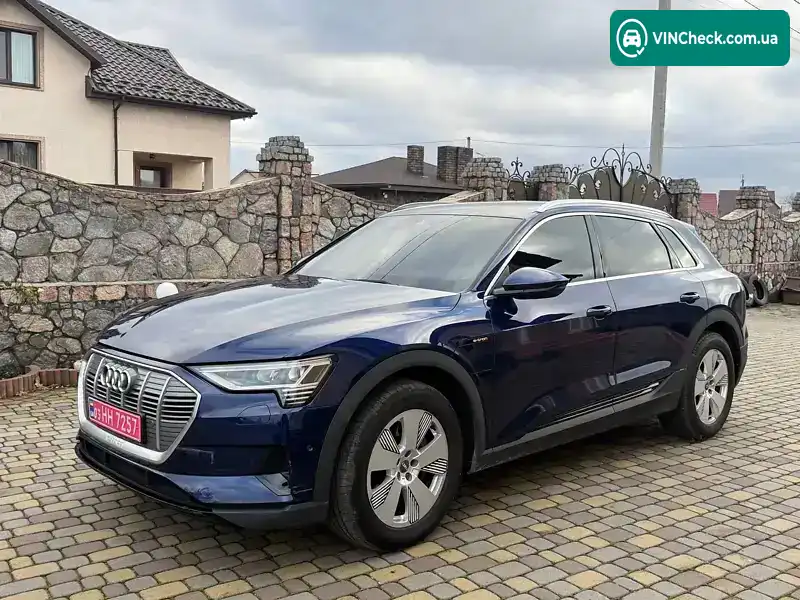 Audi e-tron 2020, фото з оголошення 2 з 21, VIN WAUZZZGE0LB040121