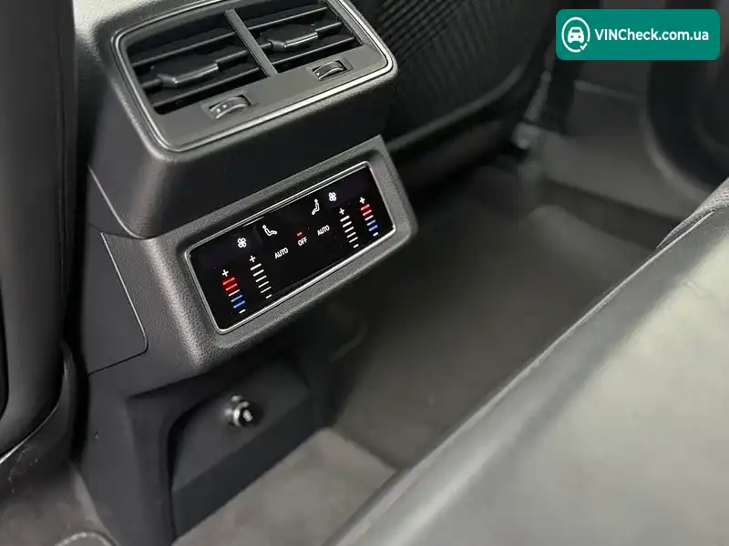 Audi e-tron 2019, фото з оголошення 2 з 20, VIN WAUZZZGE6LB018835