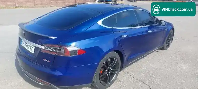 Tesla Model S 2015, фото з оголошення 2 з 5, VIN 5YJSA1E4XFF118218