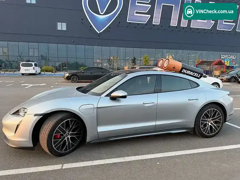 Porsche Taycan 2020, фото з оголошення 2 з 9, VIN WP0AB2Y18LSA53192