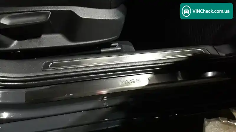 Volkswagen Passat 2015, фото з оголошення 1 з 20, VIN WVWZZZ3CZGE108795