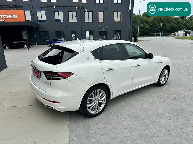 Maserati Levante 2021, фото з оголошення 2 з 20, VIN ZN661XUA8NX394637