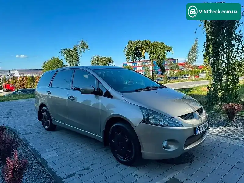 Mitsubishi Grandis 2006, фото з оголошення 1 з 8, VIN JMBLNNA4W7Z000120
