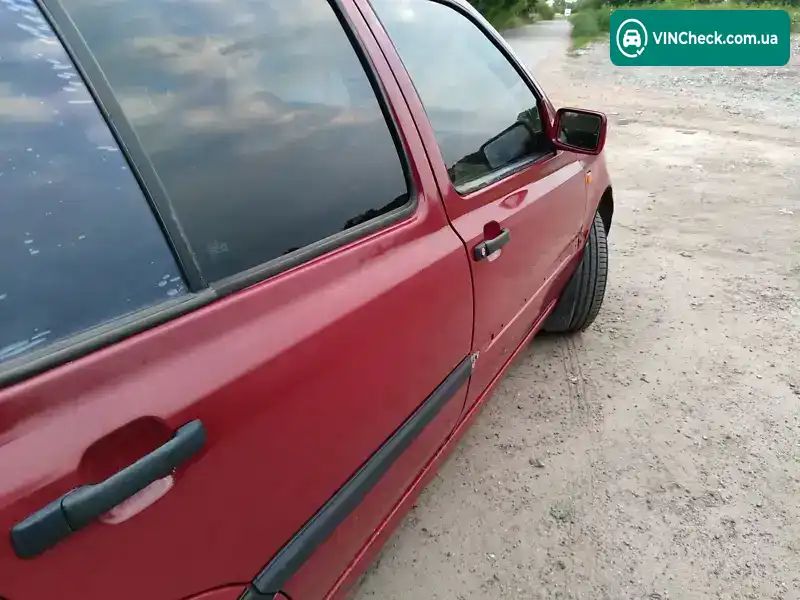 Volkswagen Vento 1996, фото з оголошення 2 з 17, VIN WVWZZZ1HZTW065199