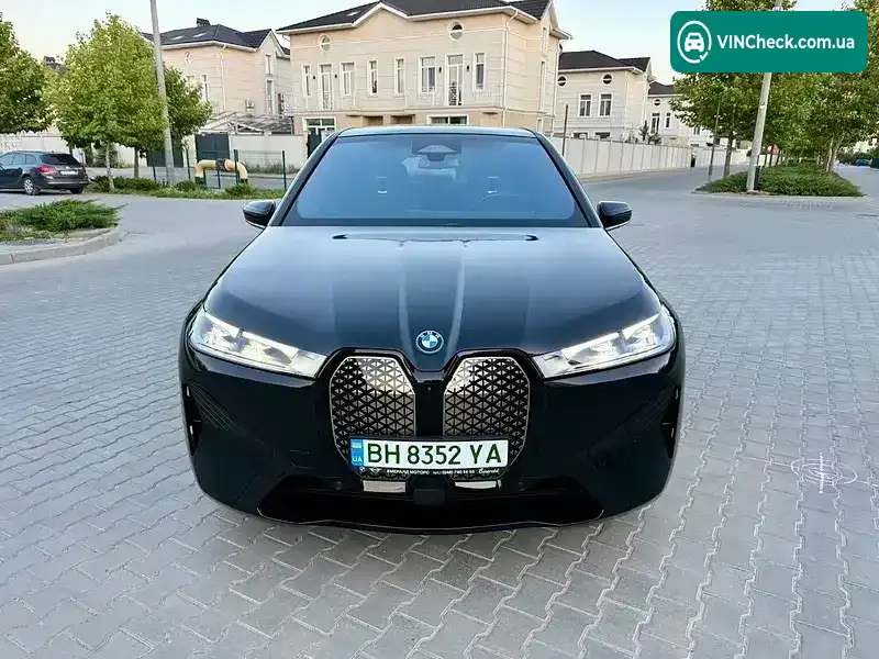 BMW iX 2022, фото з оголошення 1 з 20, VIN WB523CF09NCK51514