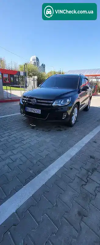Volkswagen Tiguan 2012, фото з оголошення 2 з 19, VIN WWGAV7AX3CWS71795