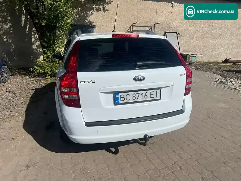Kia Ceed 2008, фото з оголошення 2 з 11, VIN U5YFF52429L077250