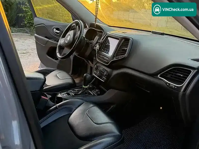 Jeep Cherokee 2019, фото з оголошення 1 з 6, VIN 1C4PJMBX5KD410298