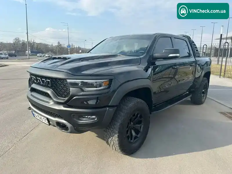 Ram 1500 2022, фото з оголошення 2 з 14, VIN 1C6SRFU98NN272629