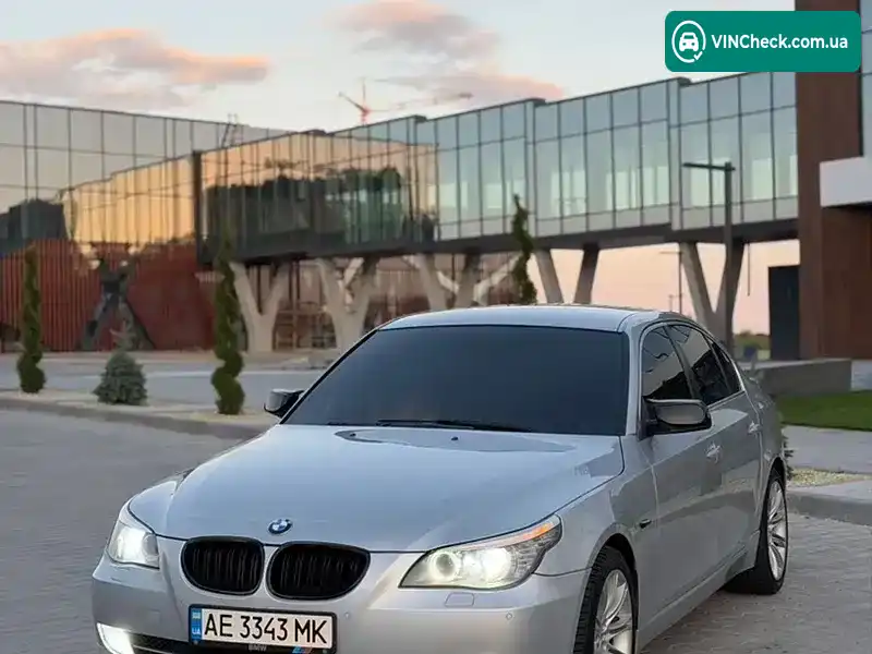 BMW 5 Series 2007, фото з оголошення 2 з 20, VIN WBANU71040CT21097