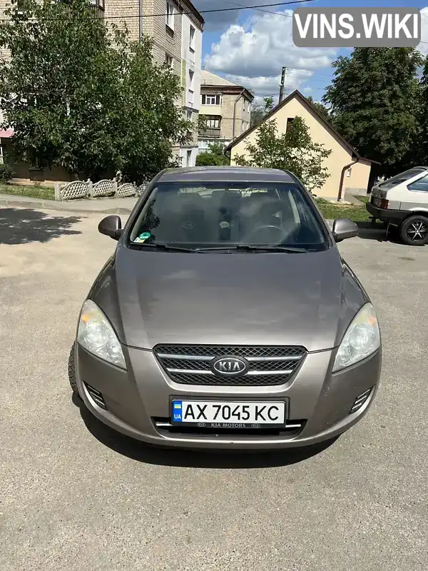 Kia Ceed 2008, фото з оголошення 1 з 17, VIN U5YFF24428L101917