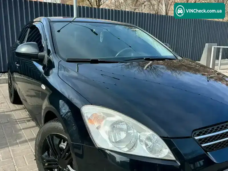 Kia Ceed 2008, фото з оголошення 1 з 21, VIN Y6LFF23129L008577