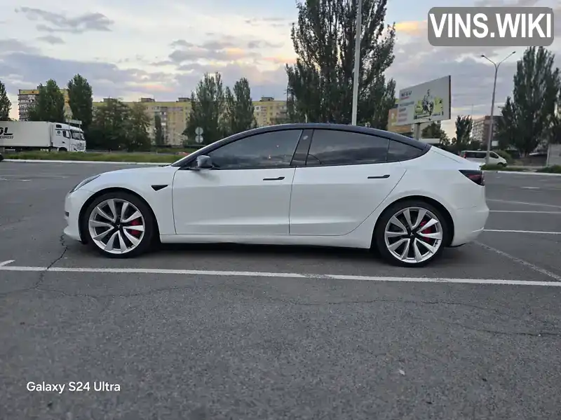 Tesla Model 3 2019, фото з оголошення 1 з 21, VIN 5YJ3E1EB3KF487228
