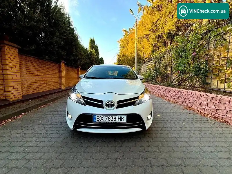 Toyota Verso 2013, фото з оголошення 2 з 20, VIN NMTDG26R70R052641