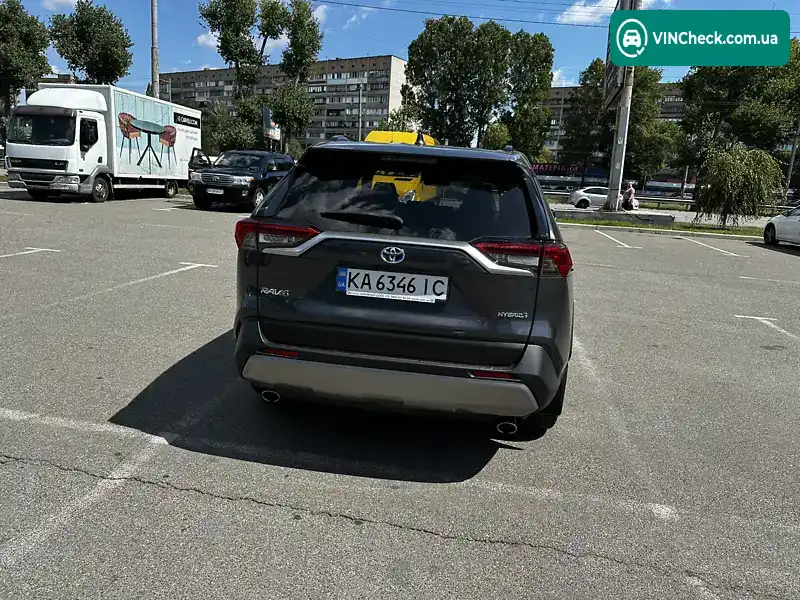 Toyota RAV4 2022, фото з оголошення 1 з 18, VIN JTMDW3FV80D143422