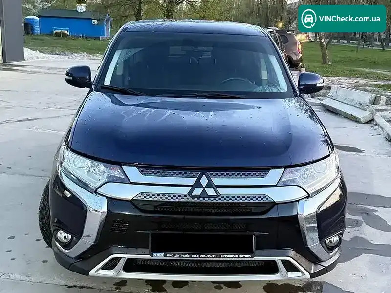 Mitsubishi Outlander 2021, фото з оголошення 1 з 16, VIN JMBXTGF2WLZ001828