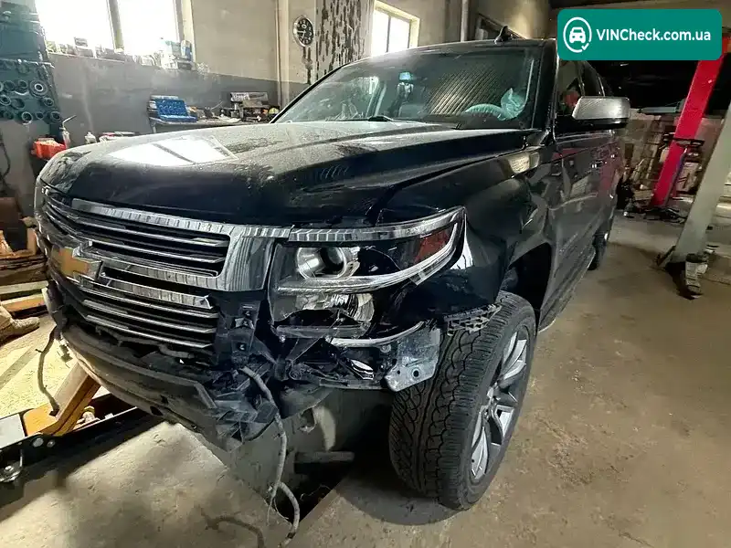 Chevrolet Suburban 2015, фото з оголошення 1 з 8, VIN 1GNSKKKC0FR714227