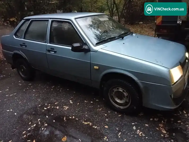 ВАЗ / Lada 21099 1994, фото з оголошення 1 з 5, VIN XTA210990R1469657