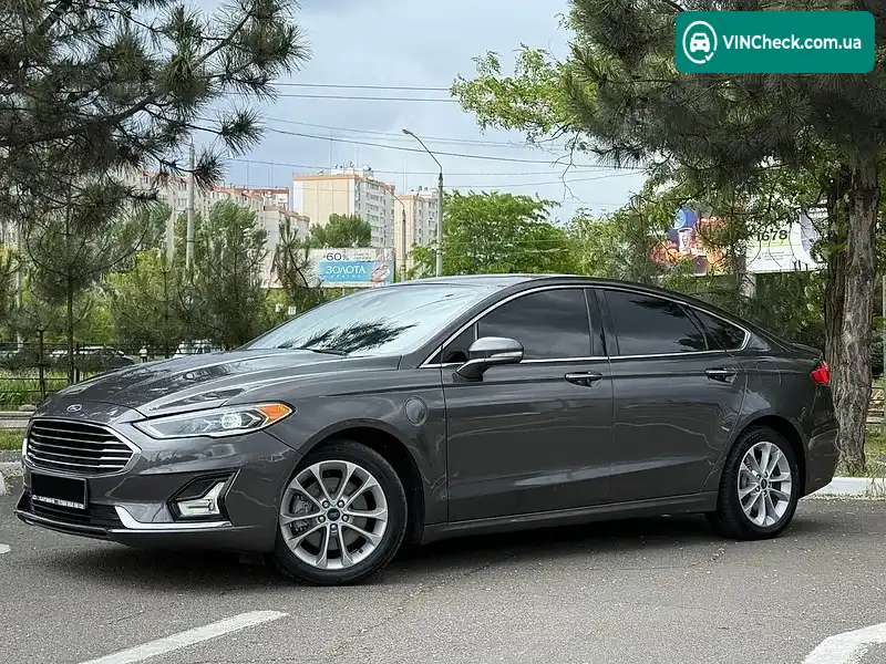 Ford Fusion 2019, фото з оголошення 1 з 16, VIN 3FA6P0SU9KR212488