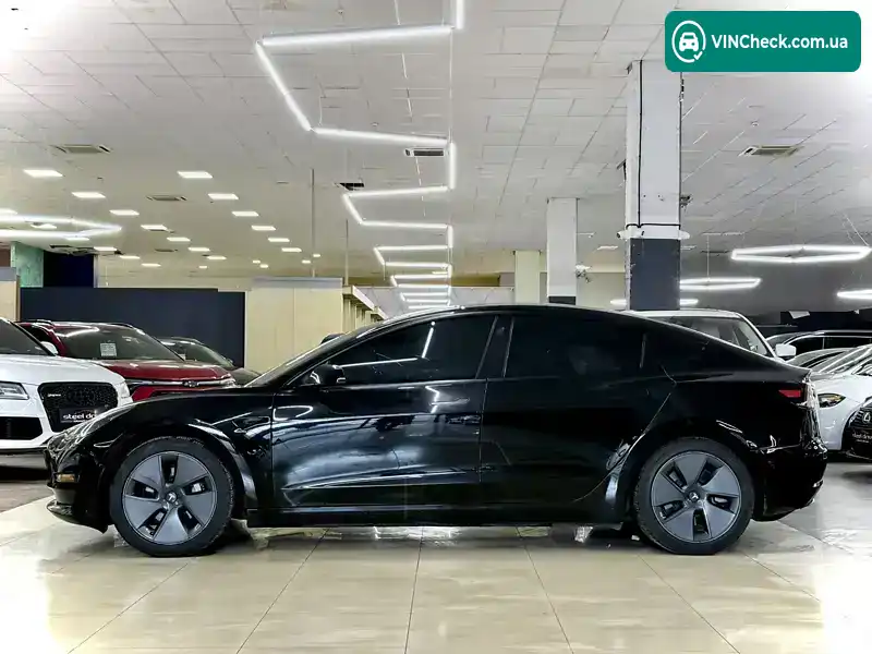 Tesla Model 3 2021, фото з оголошення 2 з 20, VIN 5YJ3E1EA2MF087879