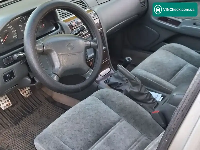 Nissan Maxima 1997, фото з оголошення 2 з 20, VIN JN1CCUA32Z0082953