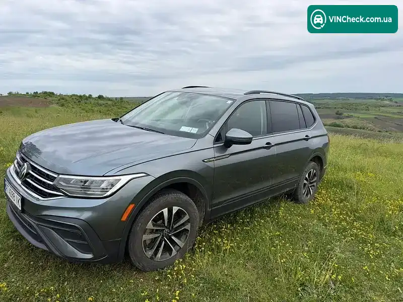 Volkswagen Tiguan 2023, фото з оголошення 2 з 19, VIN 3VVFB7AX0RM039949