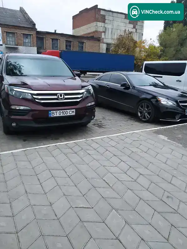 Honda Pilot 2016, фото з оголошення 2 з 9, VIN 5FNYF5H32GB044171