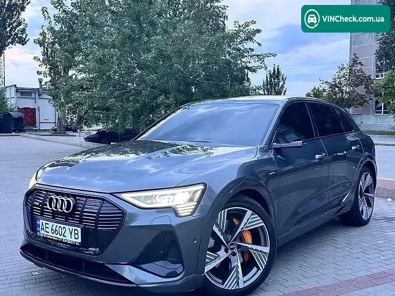 Audi e-tron 2021, фото з оголошення 1 з 20, VIN WAUZZZGE7MB035435