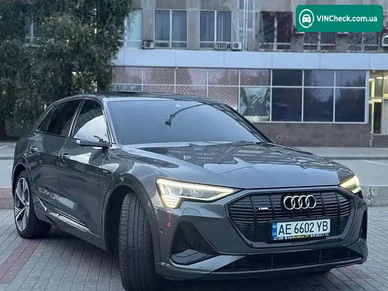 Audi e-tron 2021, фото з оголошення 2 з 20, VIN WAUZZZGE7MB035435