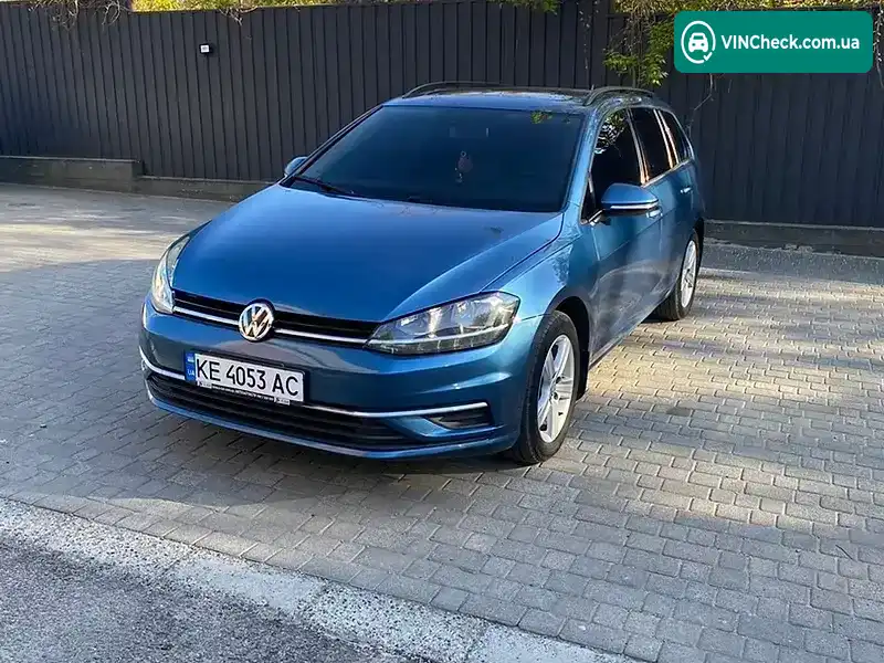 Volkswagen Golf 2017, фото з оголошення 1 з 21, VIN 3VWD17AUXJM758268