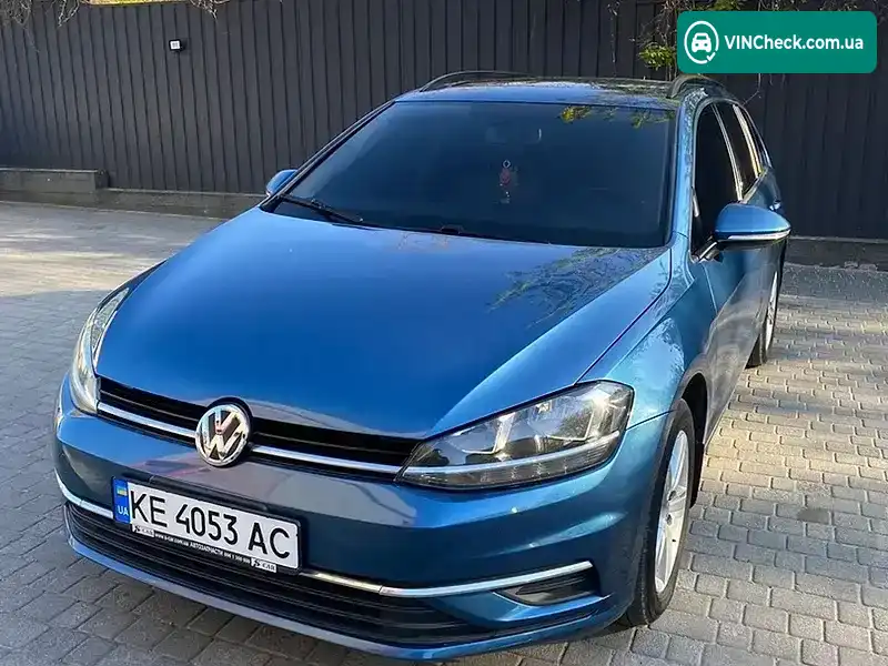 Volkswagen Golf 2017, фото з оголошення 2 з 21, VIN 3VWD17AUXJM758268