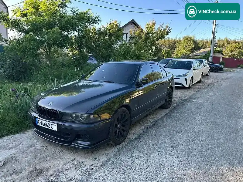 BMW 5 Series 2002, фото з оголошення 2 з 10, VIN WBAHA51060BA90755