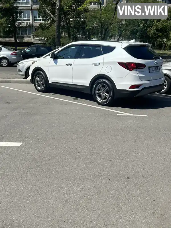 Hyundai Santa FE 2018, фото з оголошення 2 з 16, VIN 5NMZUDLB3JH097180