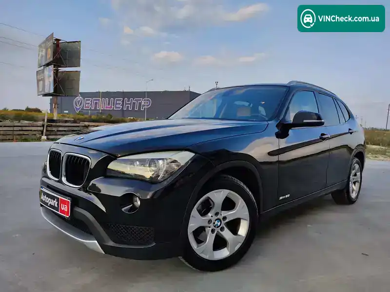 BMW X1 2014, фото з оголошення 1 з 21, VIN WBAVM1C55EVW51588