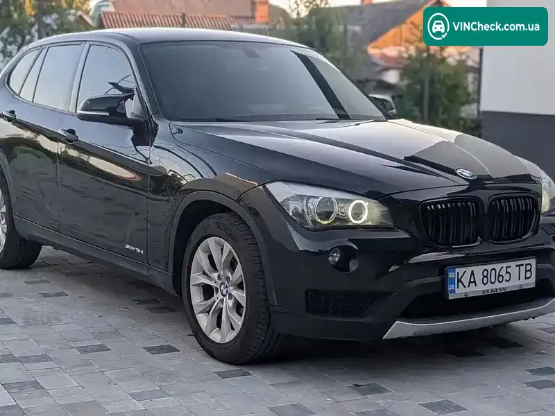 BMW X1 2014, фото з оголошення 2 з 10, VIN WBAVN71030VX09844
