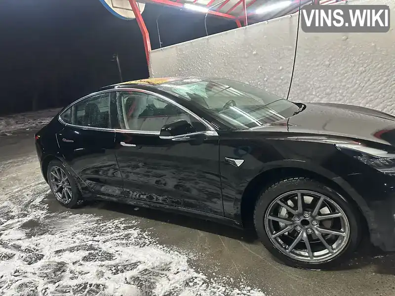 Tesla Model 3 2019, фото з оголошення 2 з 10, VIN 5YJ3E1EAXKF297563