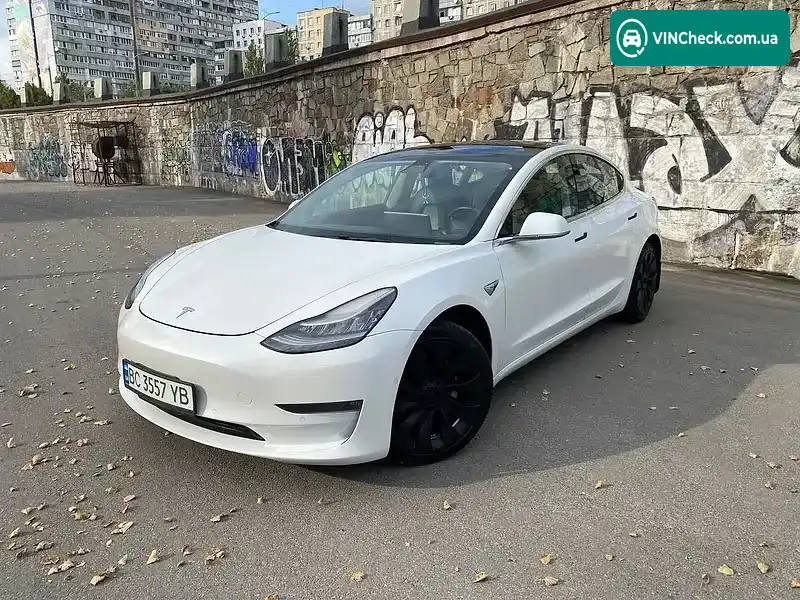 Tesla Model 3 2019, фото з оголошення 1 з 11, VIN 5YJ3E1EB2KF511938