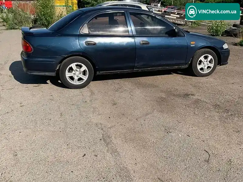 Mazda 323 1997, фото з оголошення 2 з 11, VIN JMZBA125200627390