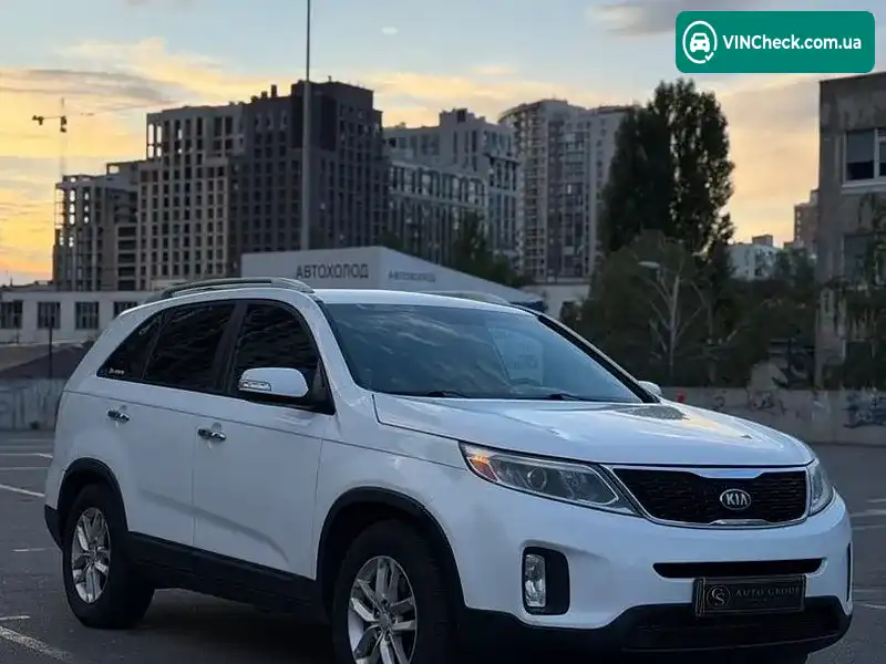 Kia Sorento 2014, фото з оголошення 2 з 15, VIN 5XYKT4A68EG491722