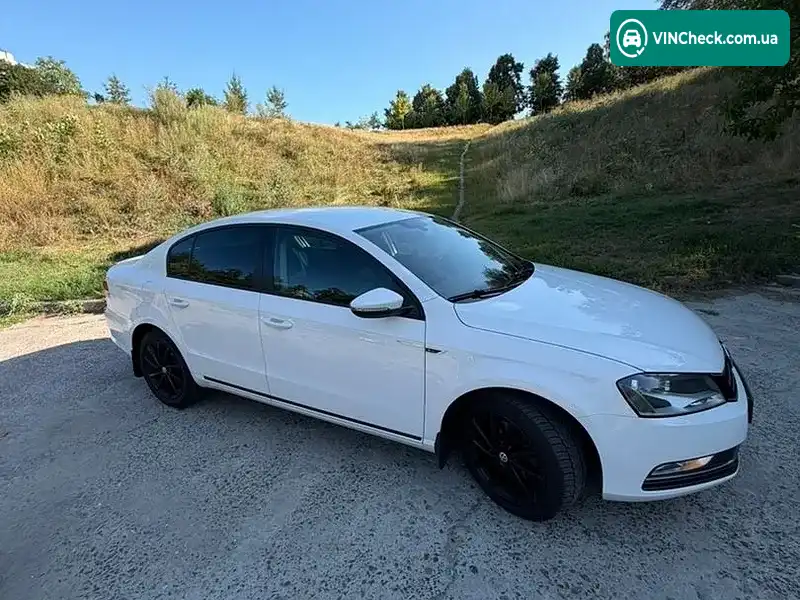 Volkswagen Passat 2013, фото з оголошення 2 з 10, VIN WVWZZZ3CZDP042140