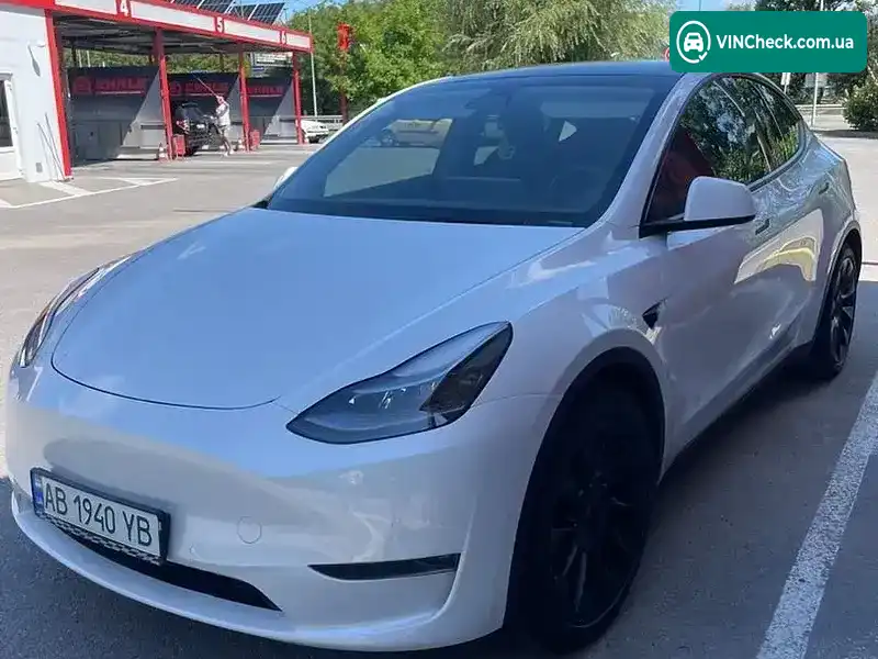 Tesla Model Y 2022, фото з оголошення 2 з 20, VIN 7SAYGDEE8NA010519