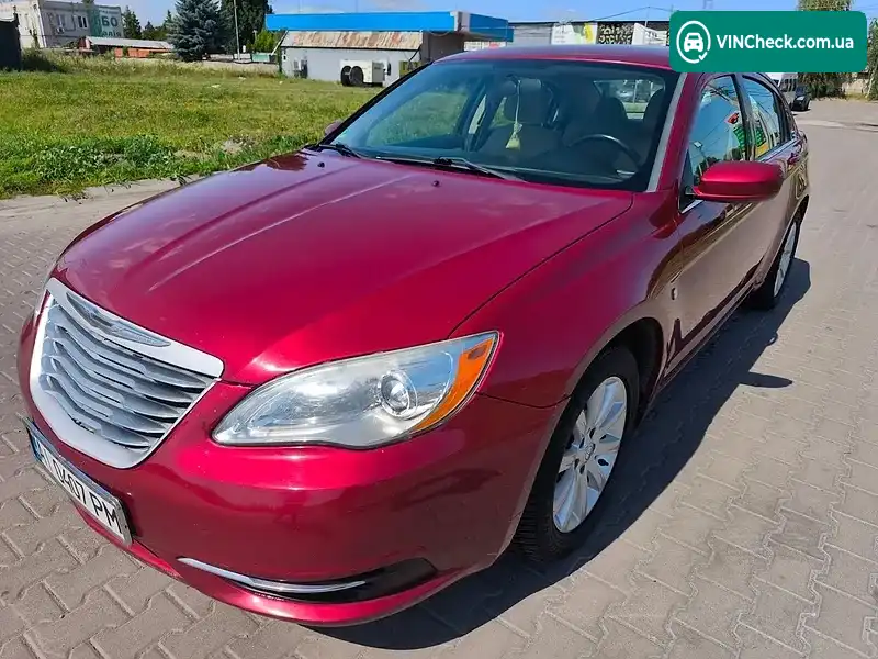 Chrysler 200 2013, фото з оголошення 2 з 20, VIN 1C3CCBBB1DN765651