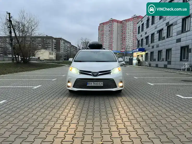Toyota Sienna 2017, фото з оголошення 2 з 20, VIN 5TDYZ3DC9JS907018