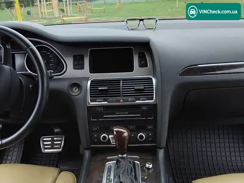 Audi Q7 2010, фото з оголошення 2 з 14, VIN WAUZZZ4LXBD015104
