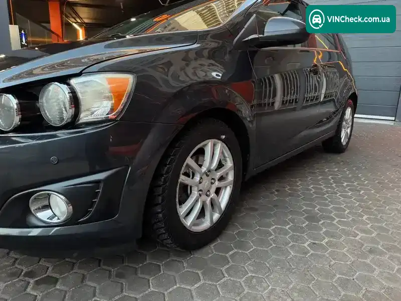 Chevrolet Sonic 2014, фото з оголошення 2 з 11, VIN 1G1JC6SB1E4181762