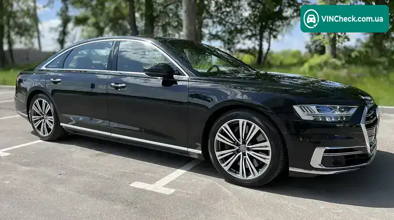 Audi A8 2019, фото з оголошення 2 з 21, VIN WAU8EAF82KN025007