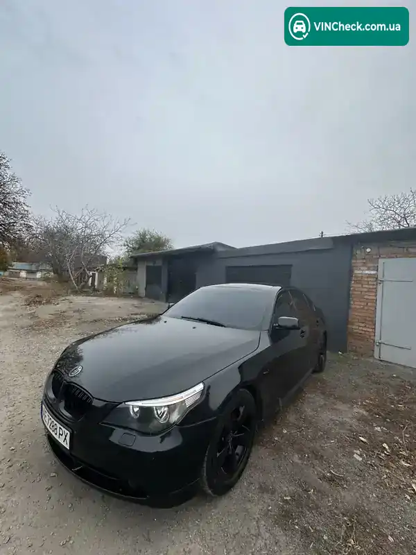 BMW 5 Series 2005, фото з оголошення 1 з 21, VIN WBANE31050B925785