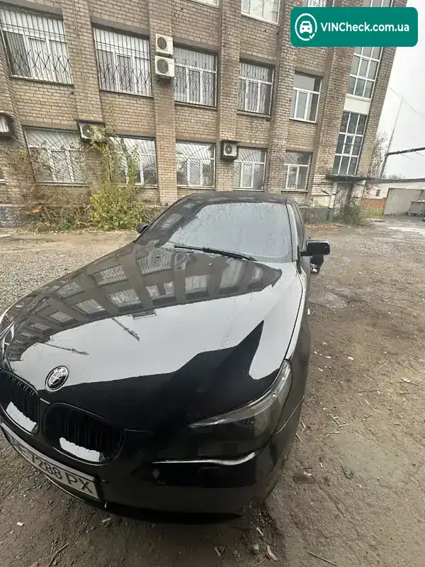 BMW 5 Series 2005, фото з оголошення 2 з 21, VIN WBANE31050B925785