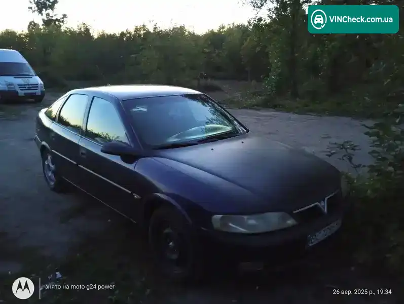 Vauxhall Vectra 1998, фото з оголошення 1 з 4, VIN W0L0JBF68W7109203